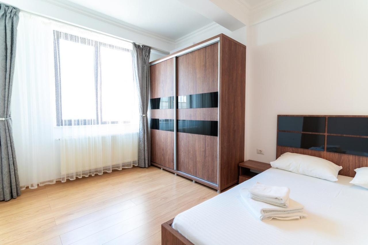 Luca Solid Apartment